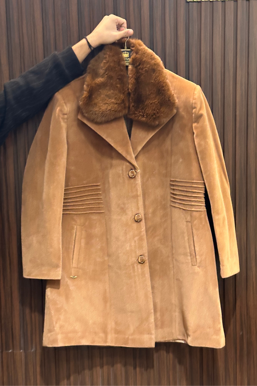 VELVET FAUX-FUR OVERCOAT TAN